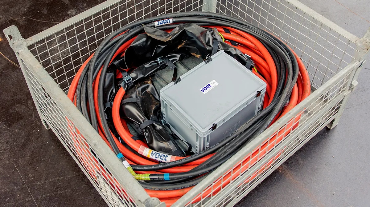 Middenspanningskabel in rek voet energy solutions tijdelijke energievoorziening