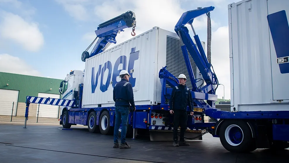 Voet energy solutions volvo fh 8x2 tridem bakwagen