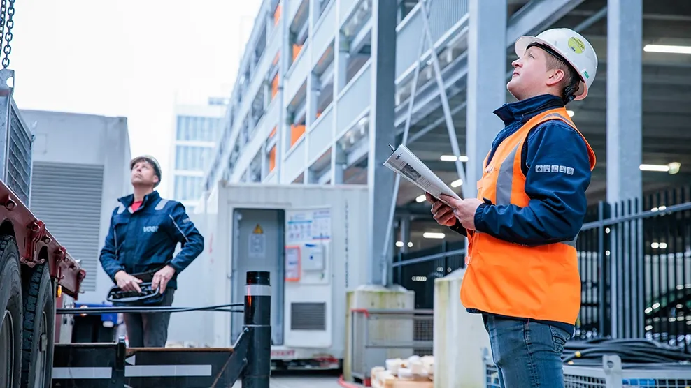 Klanten ontzorgen in het volledige proces van noodstroominstallaties voet energy solutions