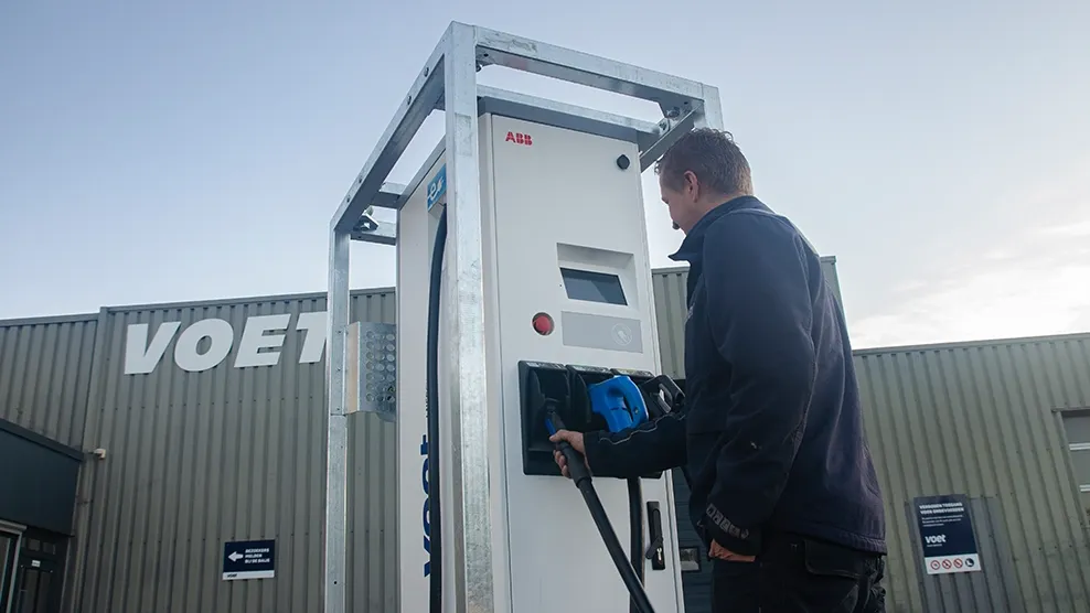 Nieuwe bij voet energy solutions mobiele snelladers